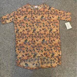 LuLaRoe Irma brand new high low t shirt.